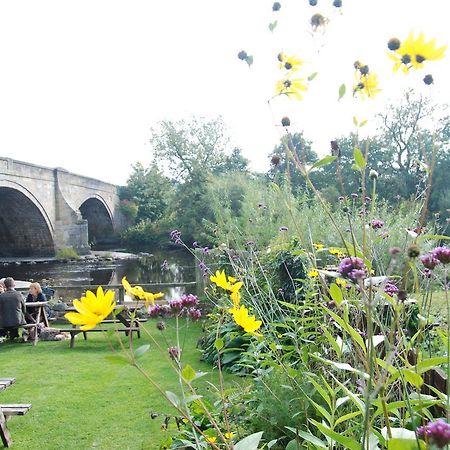 The Bull Inn West Tanfield Ripon Eksteriør bilde